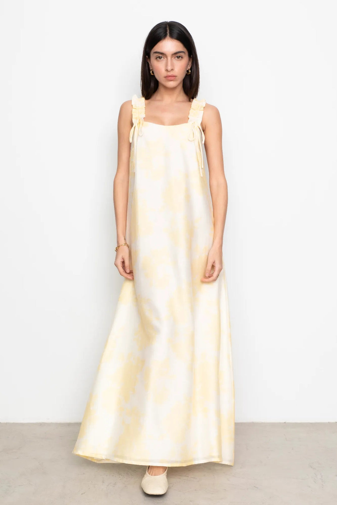 Zaha Dress Yellow Floral Print | Kjoler | Smuk