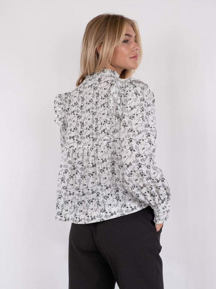 Alicia Stitch Flower Blouse Off White | Skjorter og bluser | Smuk - Dameklær på nett