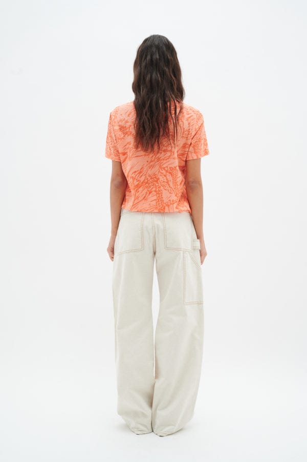 Almaiw Print Tshirt - Cantaloupe Big Abstract Butter | Topper | Smuk - Dameklær på nett