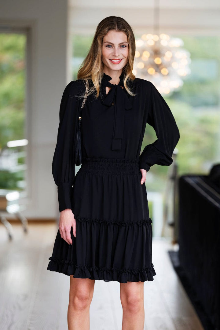 Ana Blouse Black | Skjorter og bluser | Smuk - Dameklær på nett