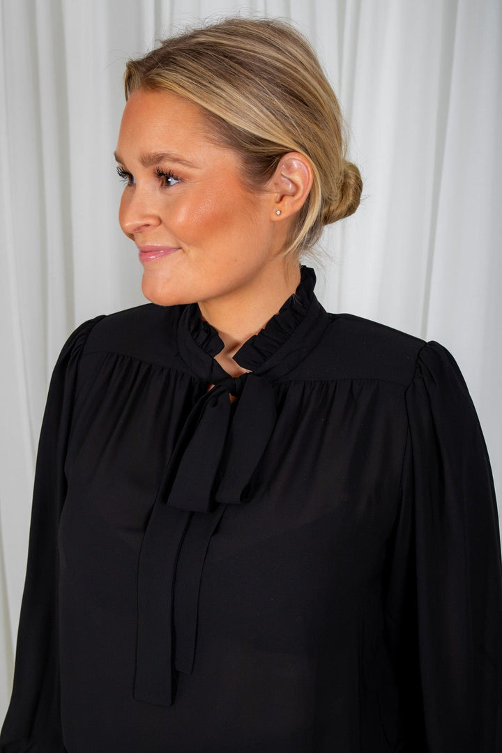 Ana Blouse Black | Skjorter og bluser | Smuk - Dameklær på nett