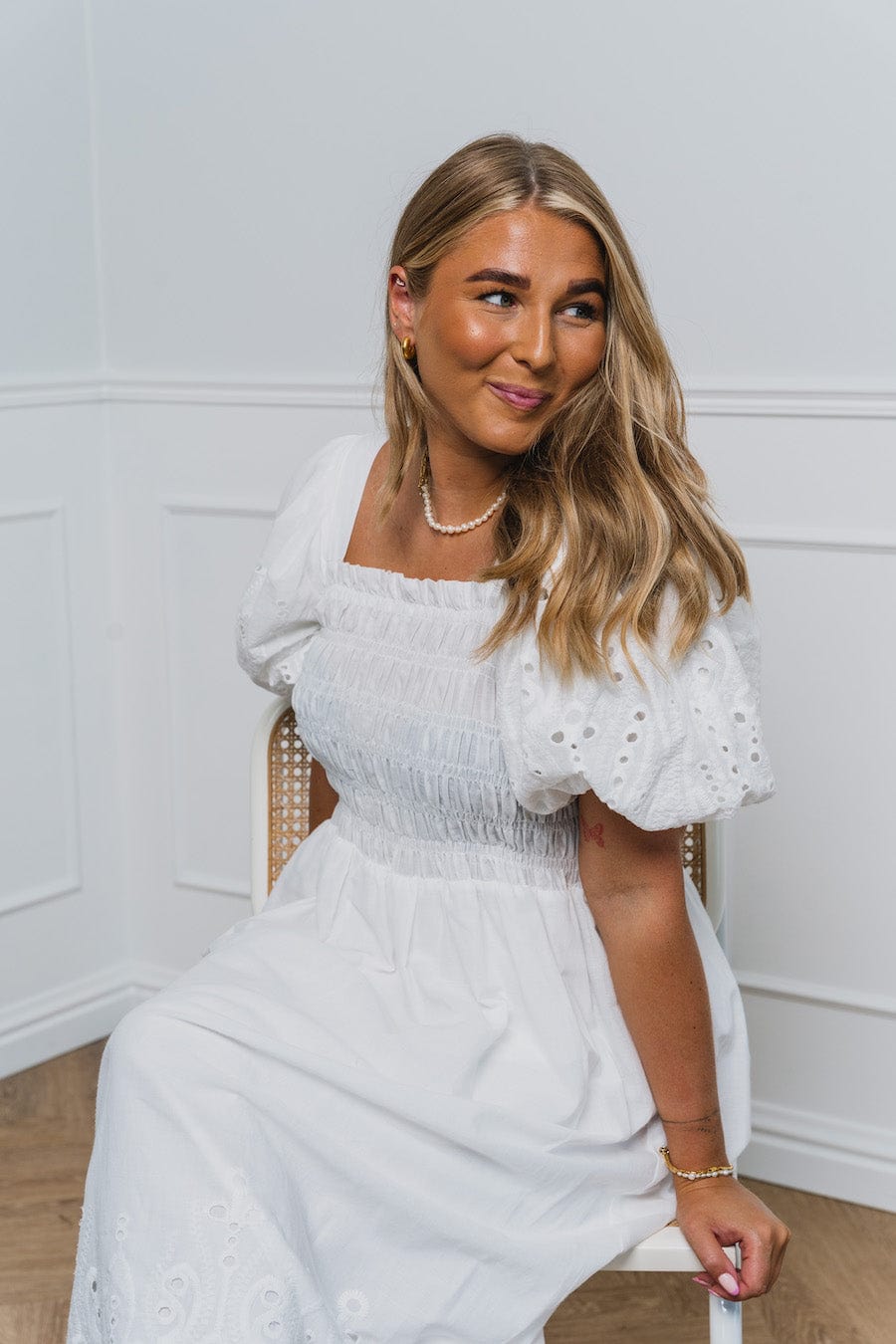 Angela Dress White | Kjoler | Smuk - Dameklær på nett