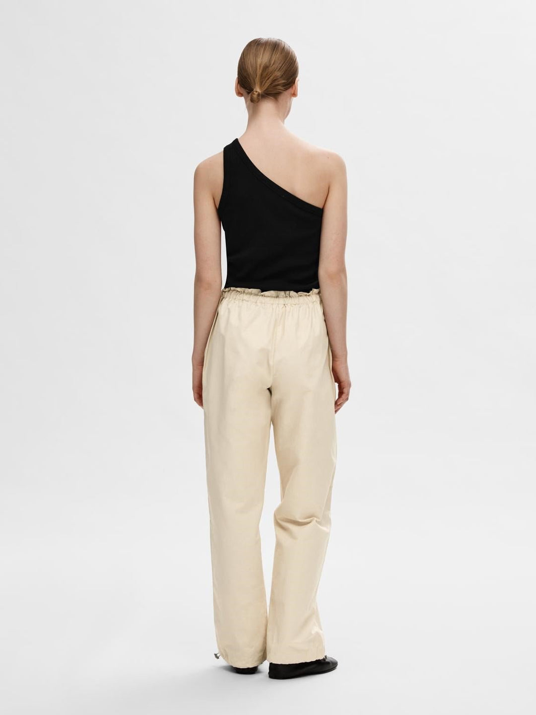 Anna One Shoulder Top Black | Topper | Smuk - Dameklær på nett