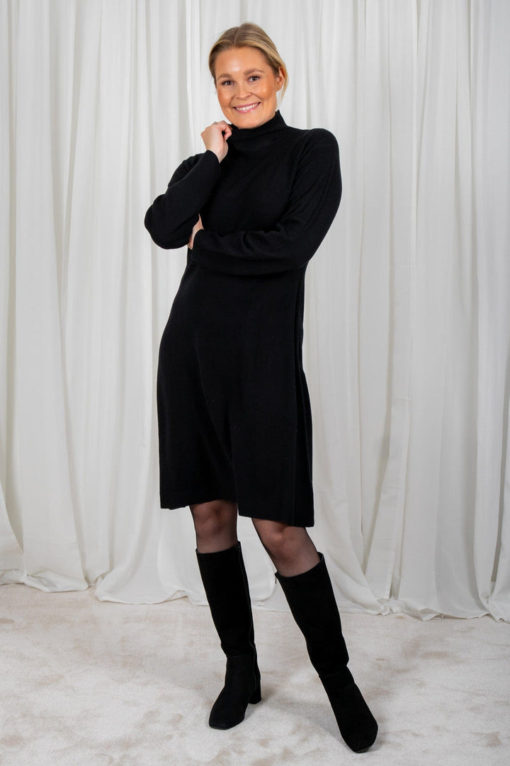 Annie Dress Black | Kjoler | Smuk - Dameklær på nett
