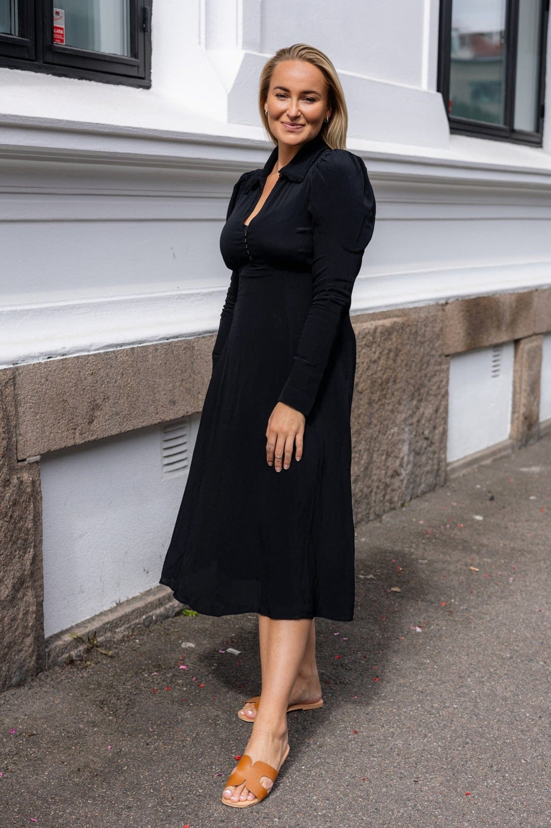 Autumn Collar Dress Black | Kjoler | Smuk - Dameklær på nett