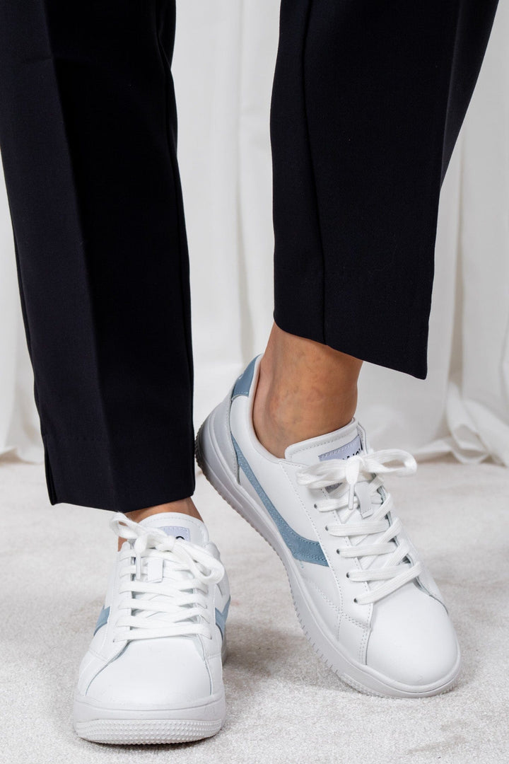 Biajune Basic Sneakers Light Blue | Sko | Smuk - Dameklær på nett