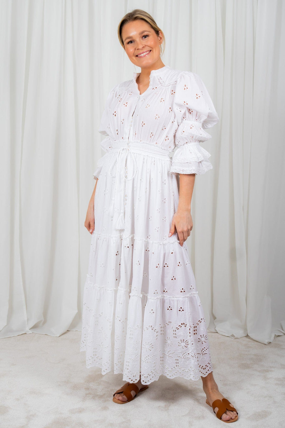 Broderie Anglaise Midi Dress White | Kjoler | Smuk - Dameklær på nett