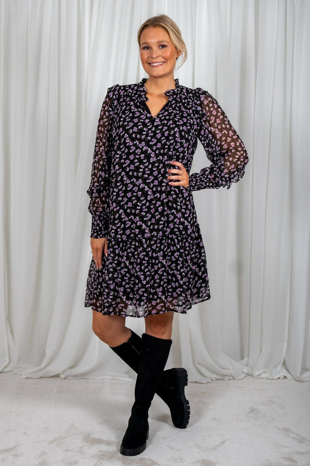 Brooklyn Carla Dress Black | Kjoler | Smuk - Dameklær på nett