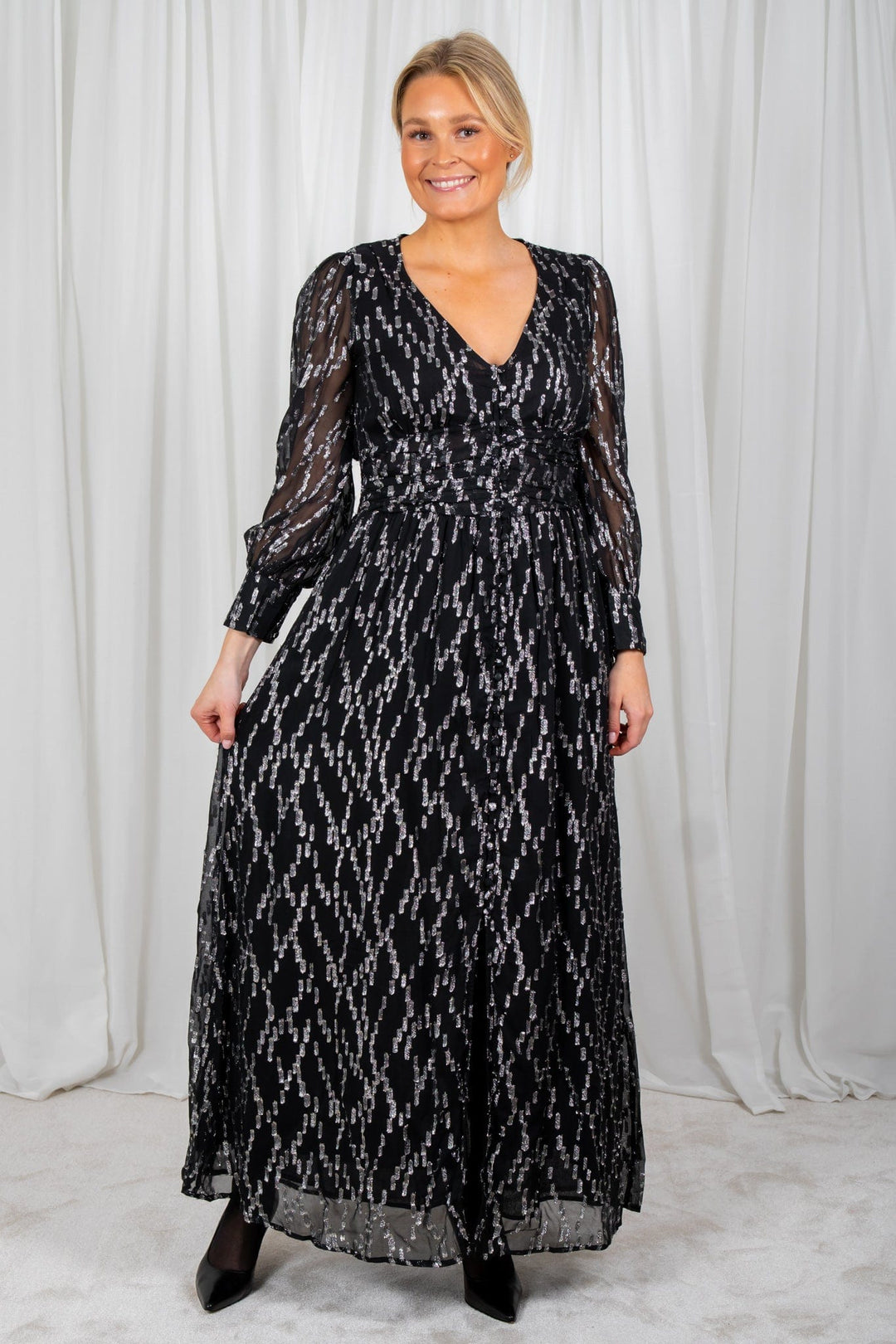 Carabella Maxi Dress Black Starry Night | Kjoler | Smuk - Dameklær på nett