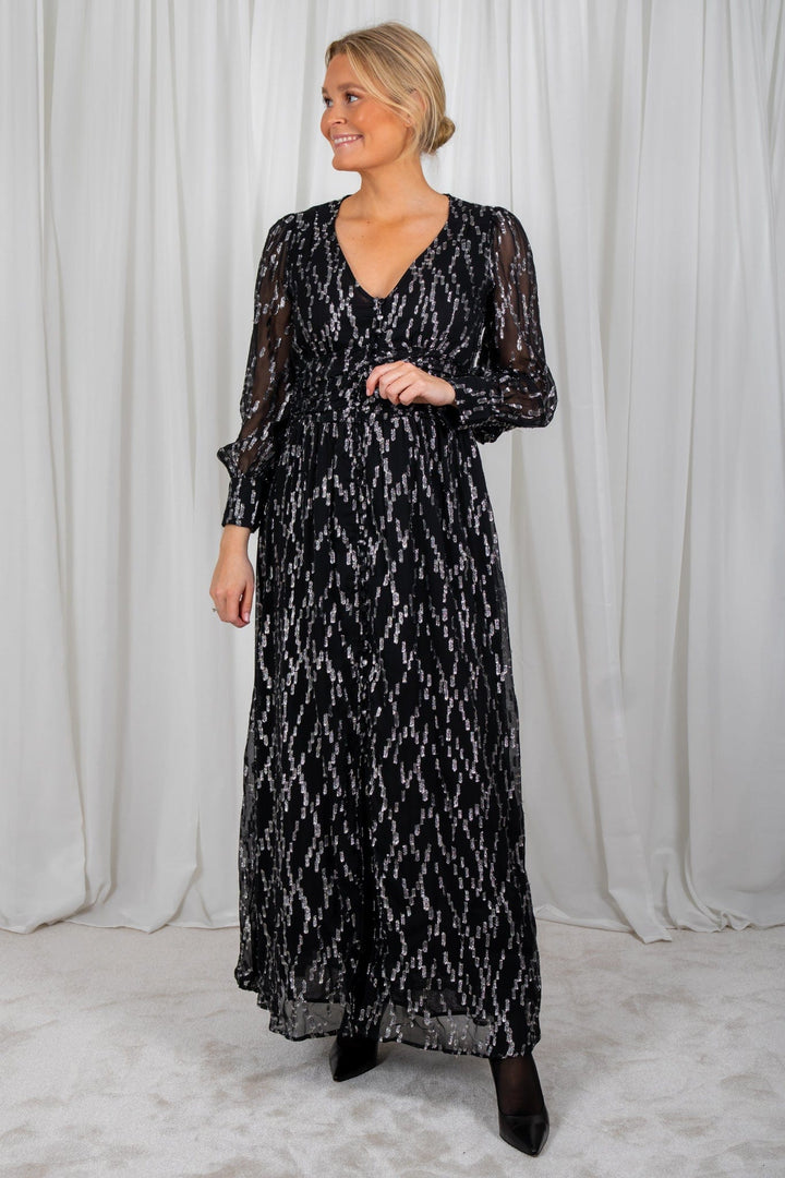 Carabella Maxi Dress Black Starry Night | Kjoler | Smuk - Dameklær på nett