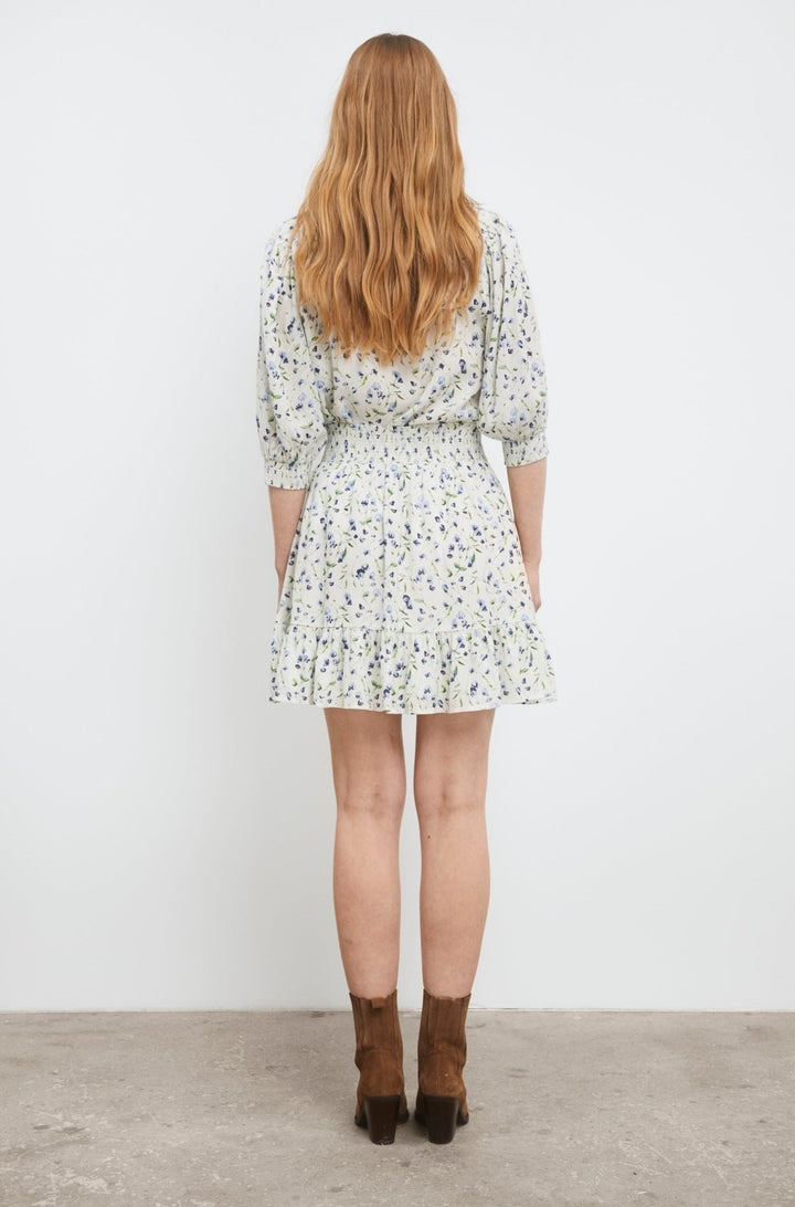 Caria Blouse Blue Branch Print | Skjorter og bluser | Smuk - Dameklær på nett