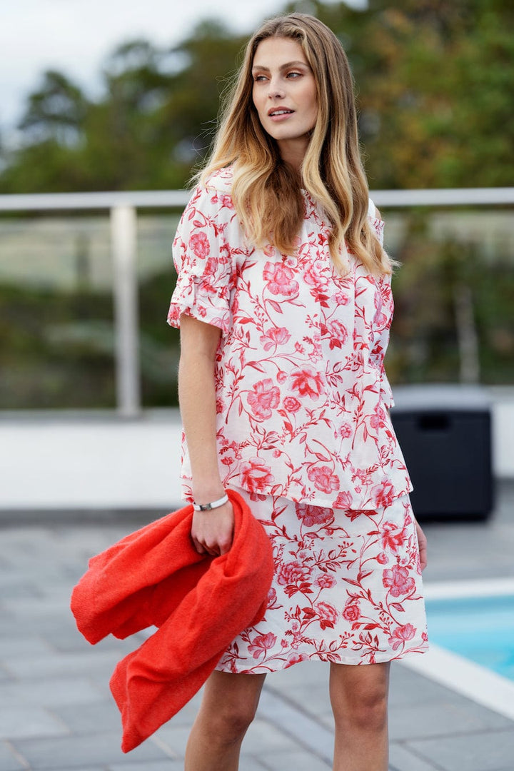 Caroline Blouse Red | Skjorter og bluser | Smuk - Dameklær på nett