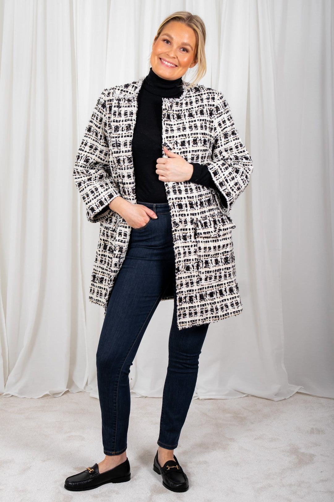 Carrie Tweed Coat Black boucle | Yttertøy | Smuk - Dameklær på nett