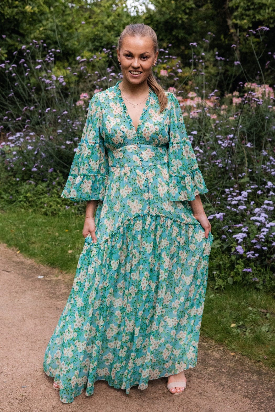 Chiffon V-Neck Dress New York Blossom | Kjoler | Smuk - Dameklær på nett