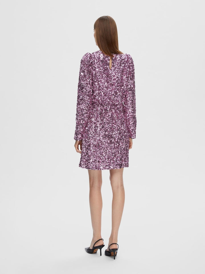 Colyn Ls Short Sequins Dress B Pink Lavender | Kjoler | Smuk - Dameklær på nett