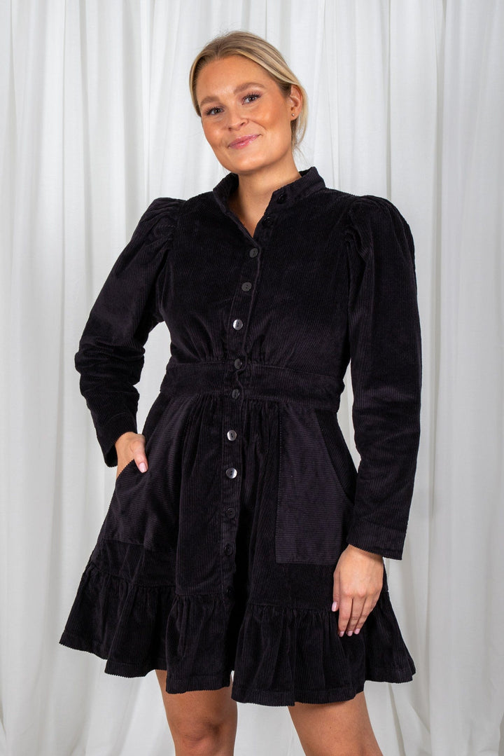 Corduroy Mini Dress Black | Kjoler | Smuk - Dameklær på nett