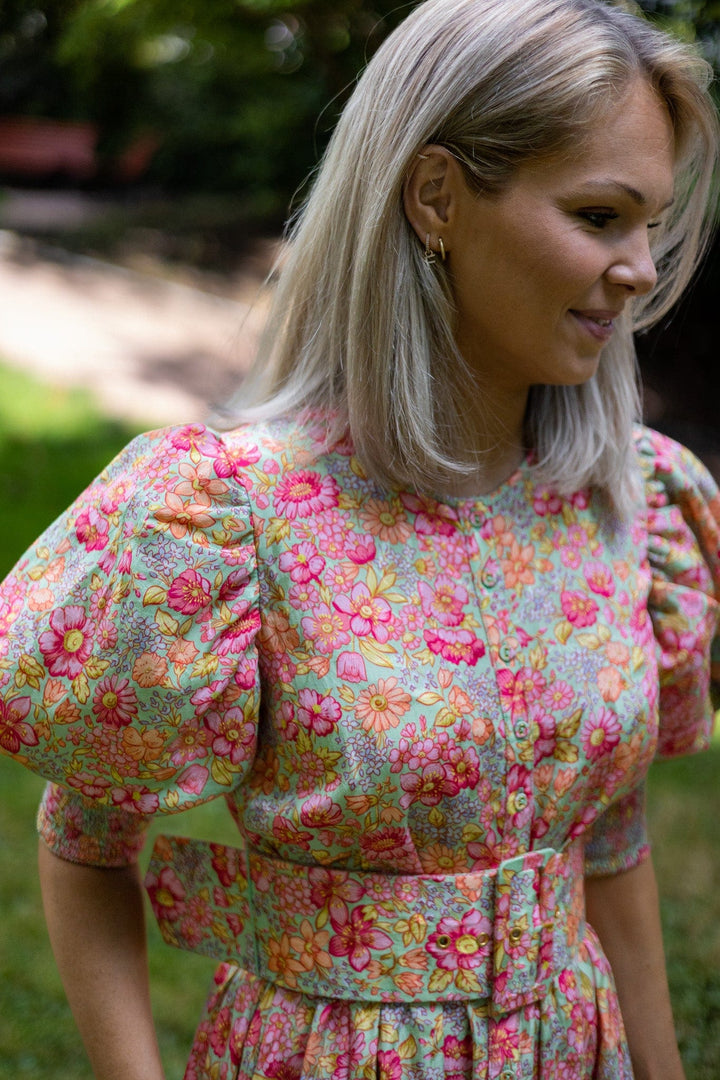 Cotton Jacquard Belted Mini Dress Wildflowers | Kjoler | Smuk - Dameklær på nett
