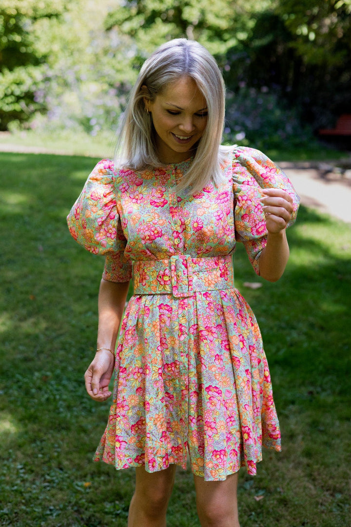 Cotton Jacquard Belted Mini Dress Wildflowers | Kjoler | Smuk - Dameklær på nett