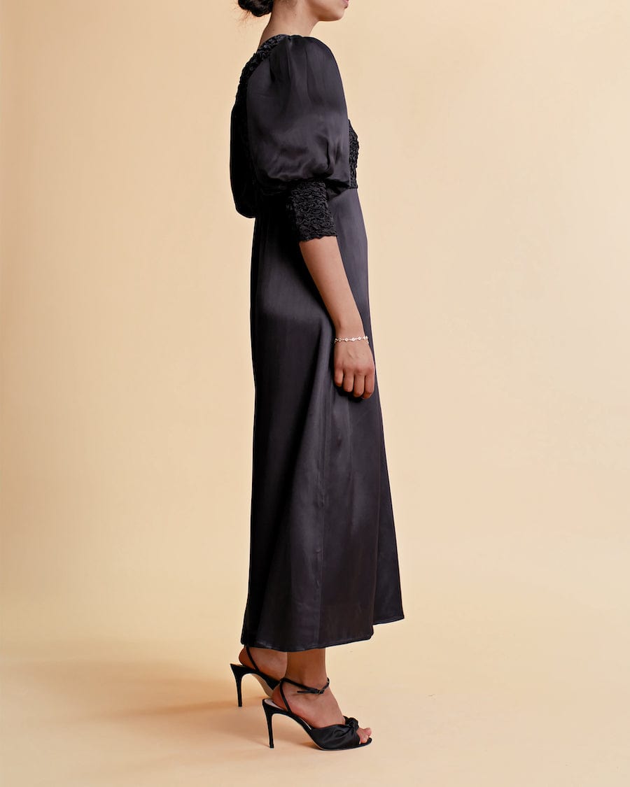 Crèpe Satin Midi Dress Black | Kjoler | Smuk - Dameklær på nett