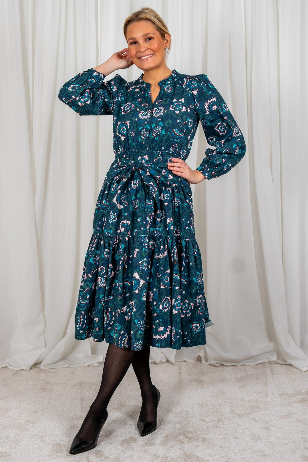 Crest Dress Emeraude | Kjoler | Smuk - Dameklær på nett