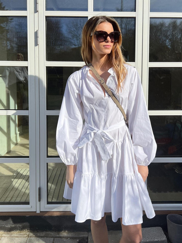 Debbie Poplin Dress White | Kjoler | Smuk - Dameklær på nett
