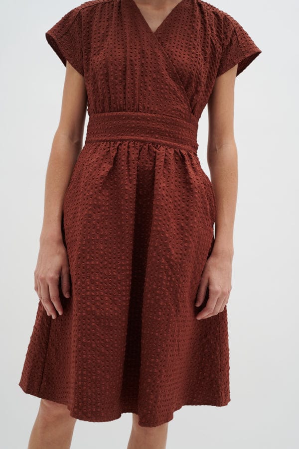 Edenaiw Wrap Dress Cherry Mahogany | Kjoler | Smuk - Dameklær på nett