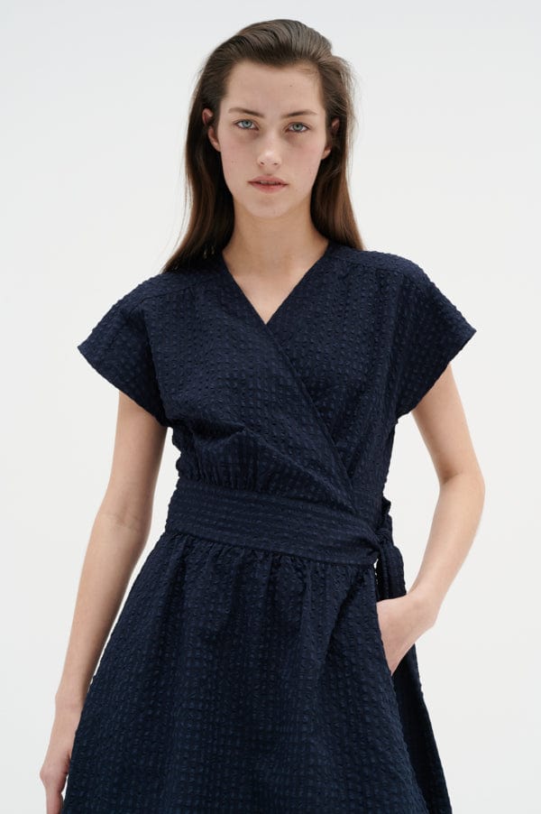 Edenaiw Wrap Dress Marine Blue | Kjoler | Smuk - Dameklær på nett