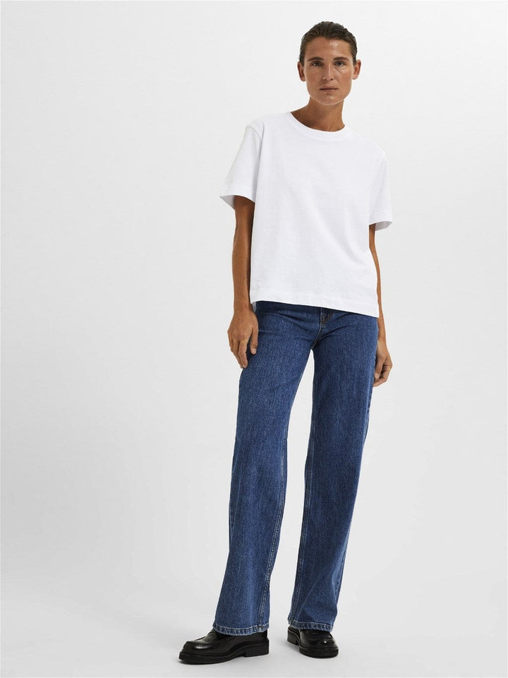 Essential Ss Boxy Tee Bright White | Topper | Smuk - Dameklær på nett