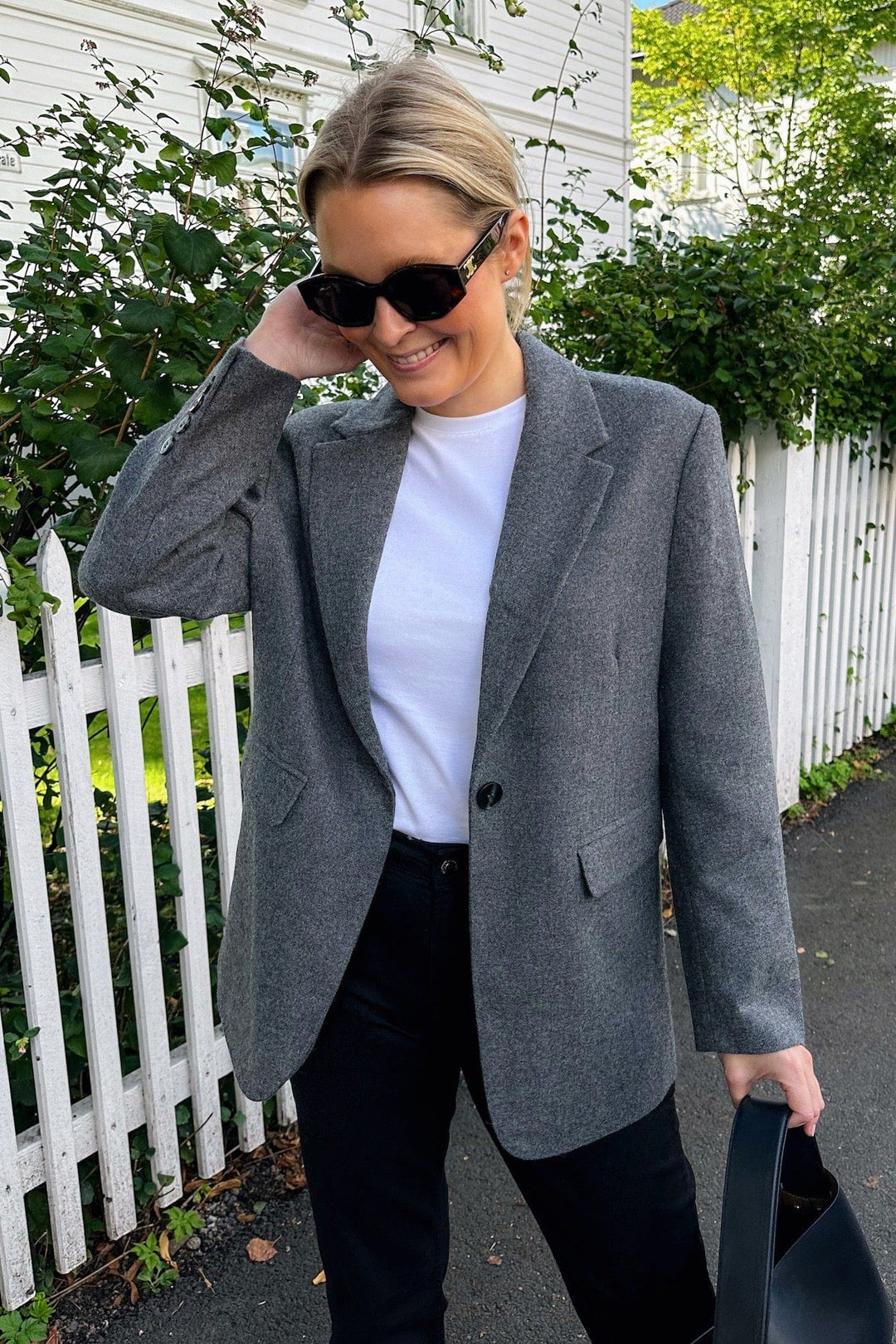 Gaby Structure Blazer Dark Grey | Blazer | Smuk - Dameklær på nett