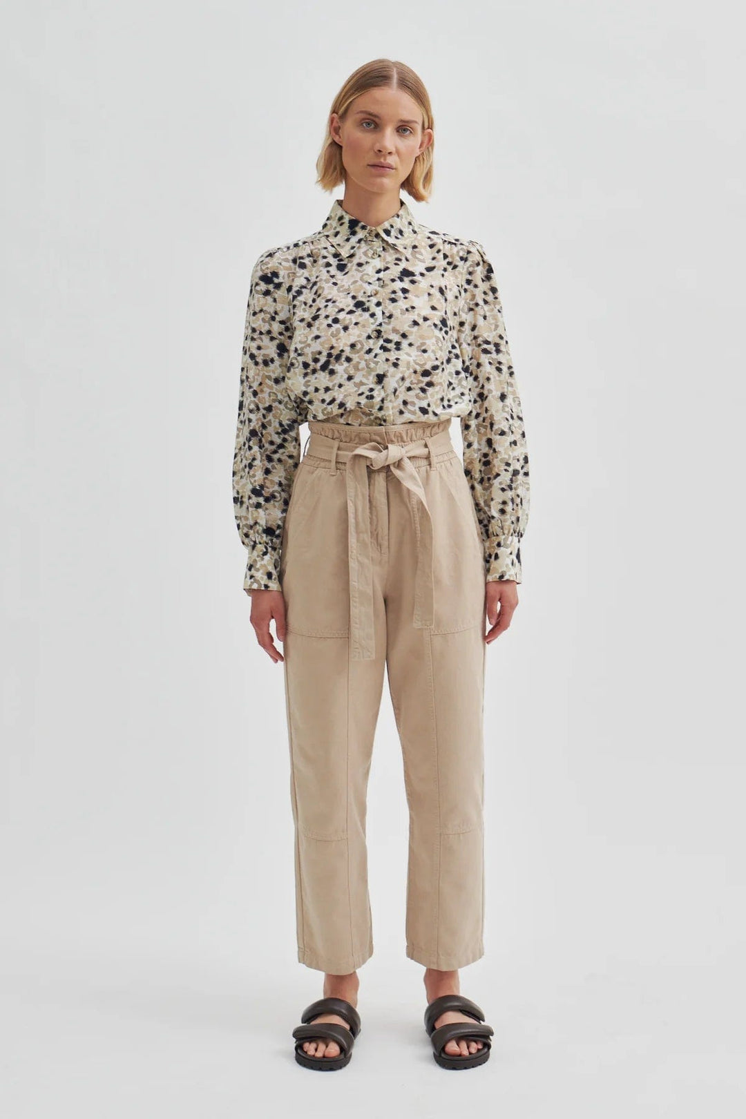 Gaura Shirt - Crockery | Skjorter og bluser | Smuk - Dameklær på nett