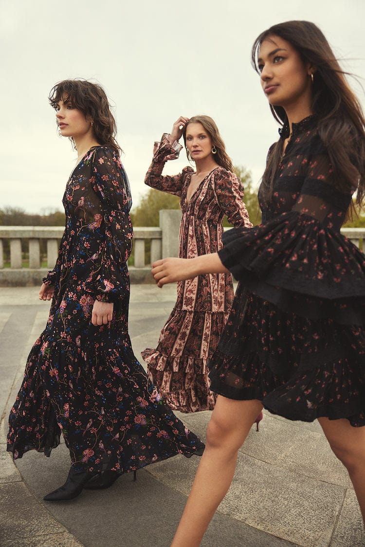 Georgette Gown Black Flower Garden | Kjoler | Smuk - Dameklær på nett