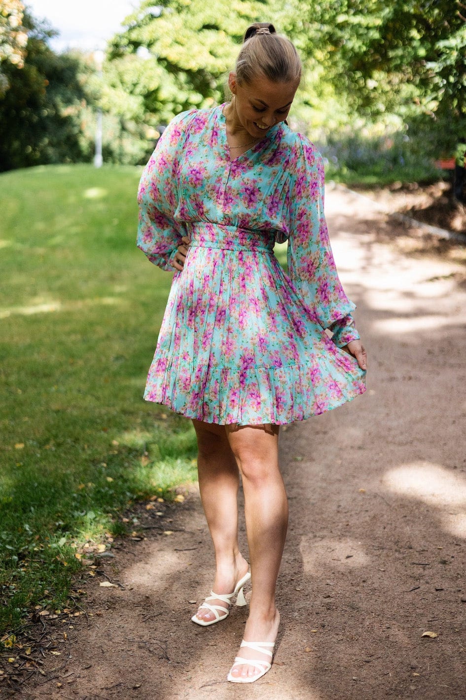 Georgette Mini Dress Summer Flowers | Kjoler | Smuk - Dameklær på nett