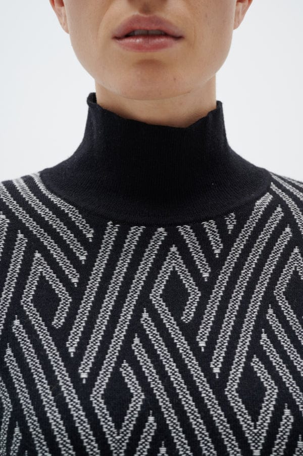 Gitteliw Jaquard Pullover Black / White | Genser | Smuk - Dameklær på nett