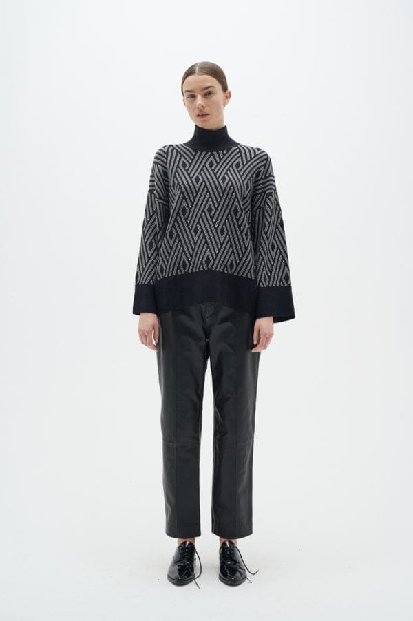Gitteliw Jaquard Pullover Black / White | Genser | Smuk - Dameklær på nett