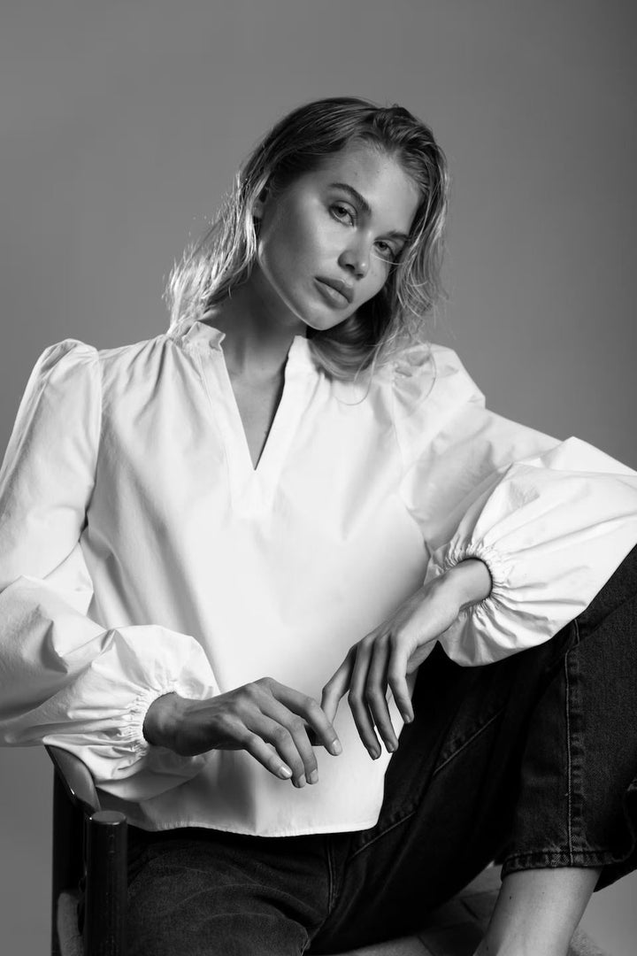 Infinity Blouse White | Skjorter og bluser | Smuk - Dameklær på nett