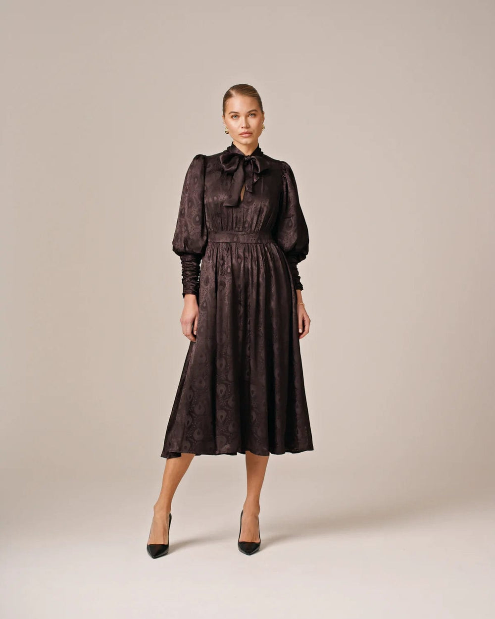 Jacquard Midi Dress Black | Kjoler | Smuk - Dameklær på nett