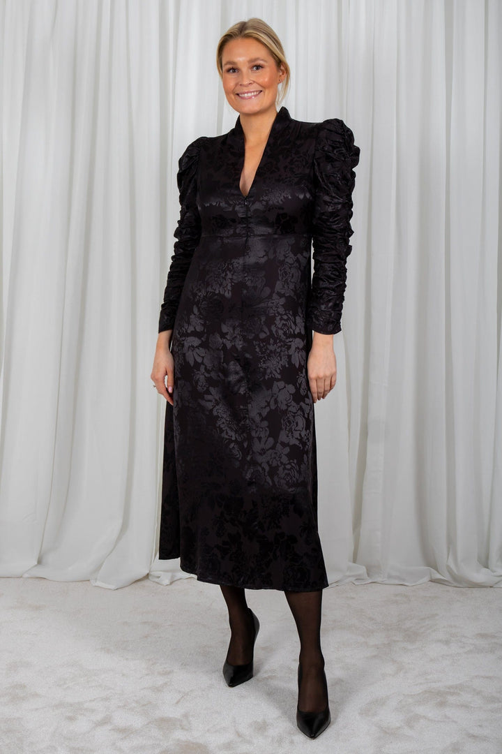 Jacquard V-Neck Dress Black | Kjoler | Smuk - Dameklær på nett