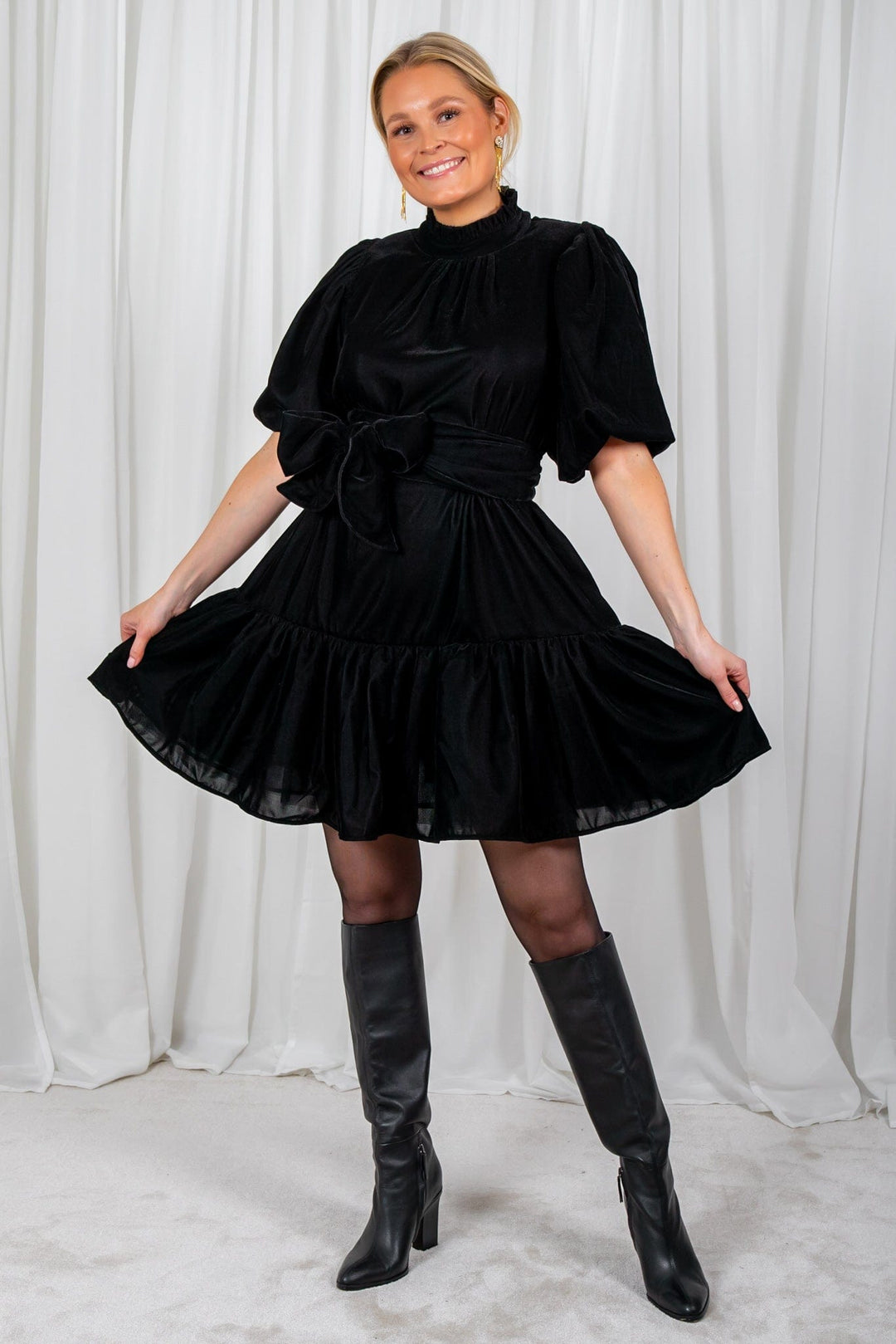 Jessie Velvet Dress Black | Kjoler | Smuk - Dameklær på nett