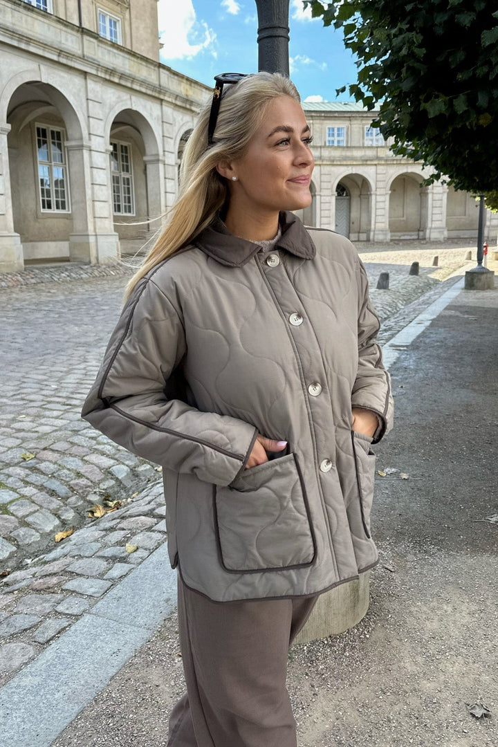 Josie Quilted Jacket Army/Brown | Yttertøy | Smuk - Dameklær på nett