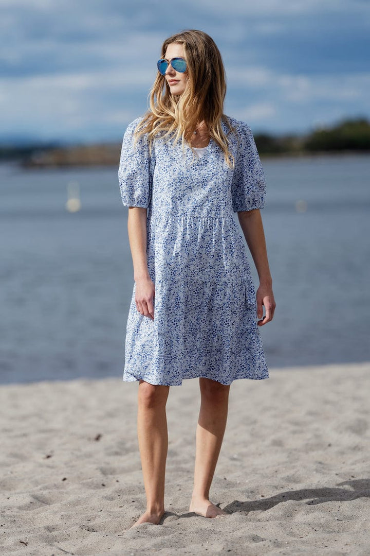 Julia Dress Shaded Blue | Kjoler | Smuk - Dameklær på nett