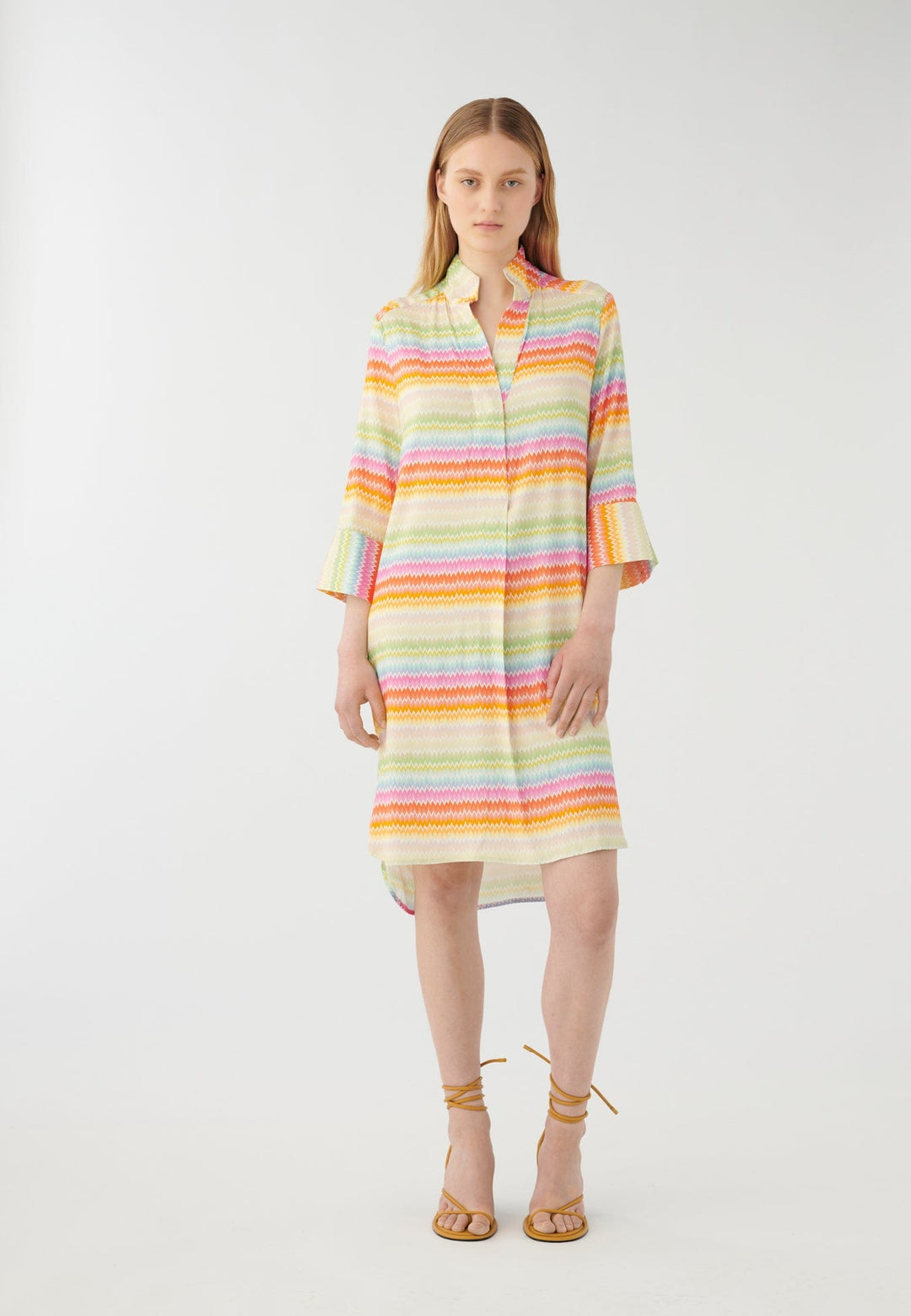 Kamille Ev Shirt Dress Lyon Lipstick | Kjoler | Smuk - Dameklær på nett