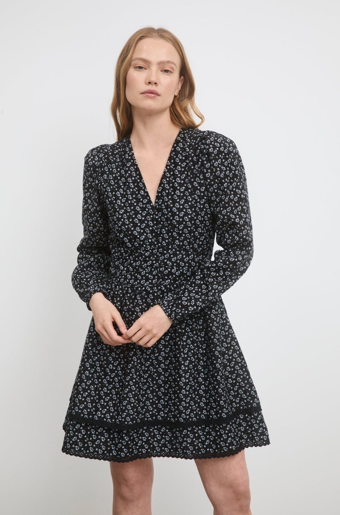 Lea Dress Black Lupin Print | Kjoler | Smuk - Dameklær på nett
