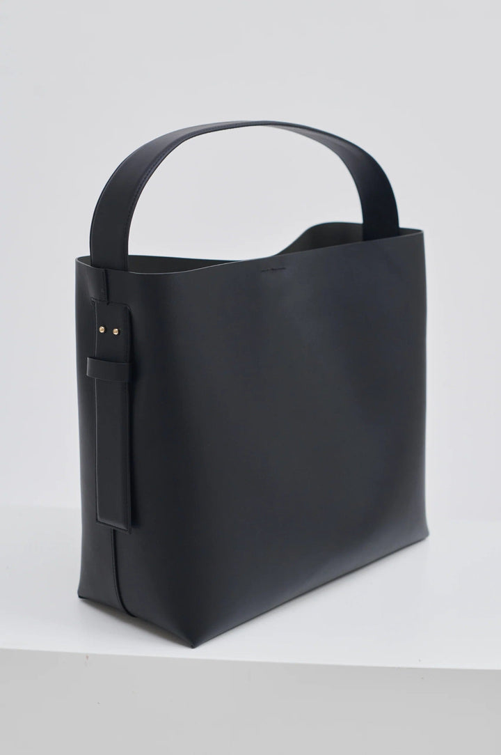 Leata Maxi Leather Bag Black | Accessories | Smuk - Dameklær på nett