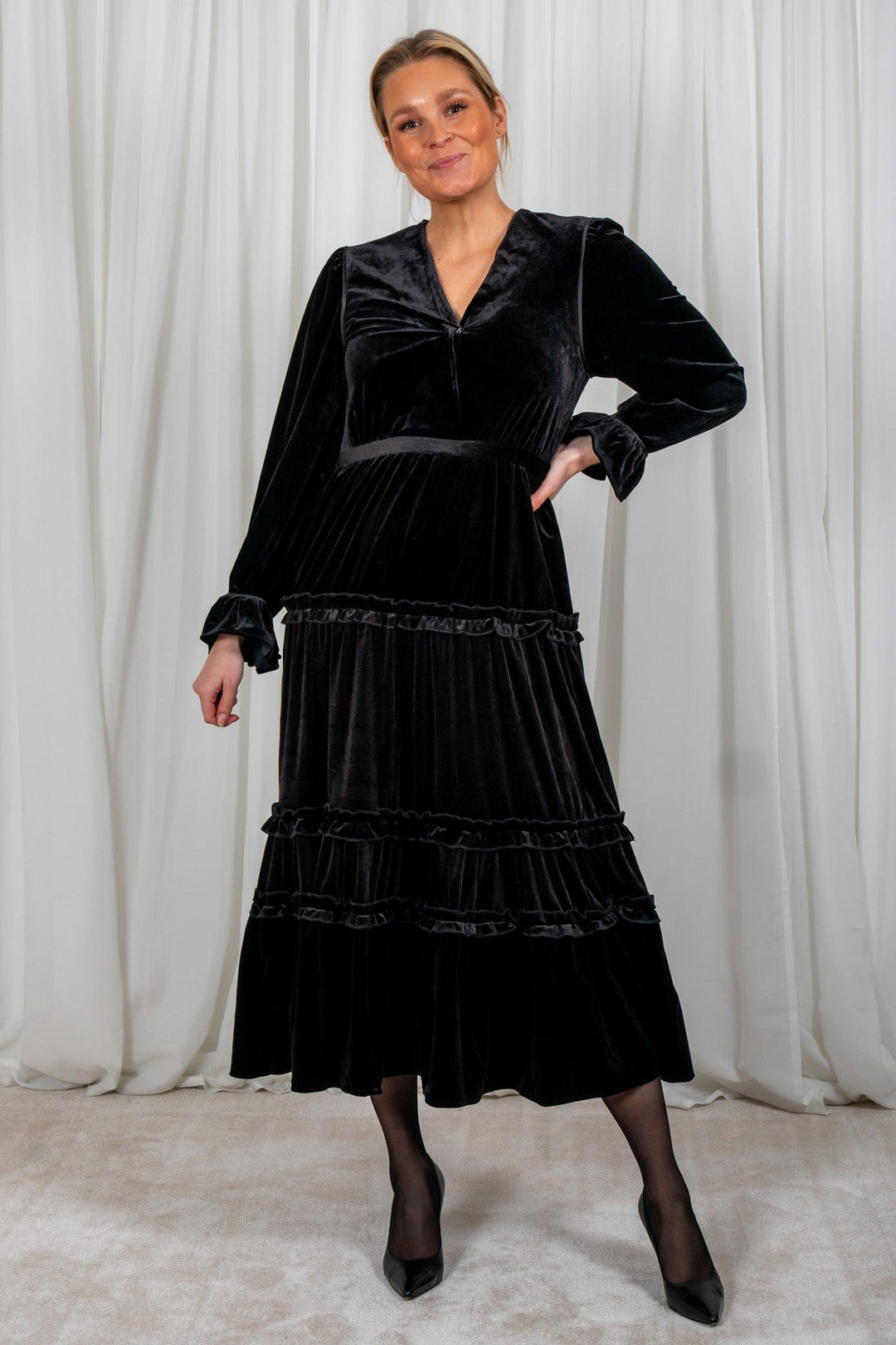 Lilliana Dress Black | Kjoler | Smuk - Dameklær på nett