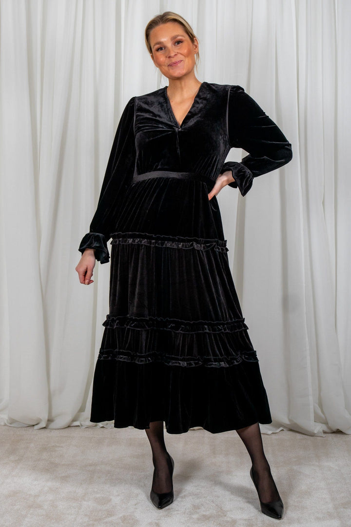 Lilliana Dress Black | Kjoler | Smuk - Dameklær på nett