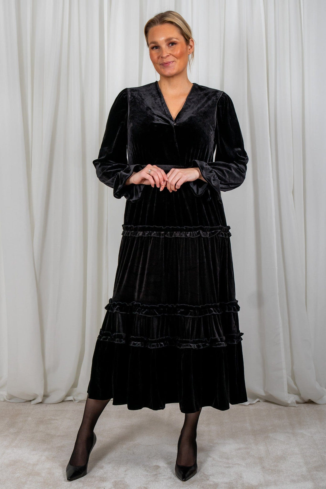 Lilliana Dress Black | Kjoler | Smuk - Dameklær på nett
