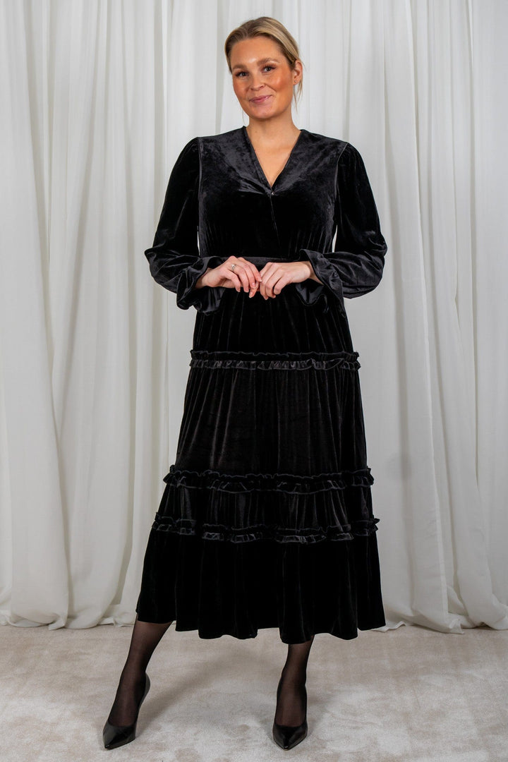 Lilliana Dress Black | Kjoler | Smuk - Dameklær på nett