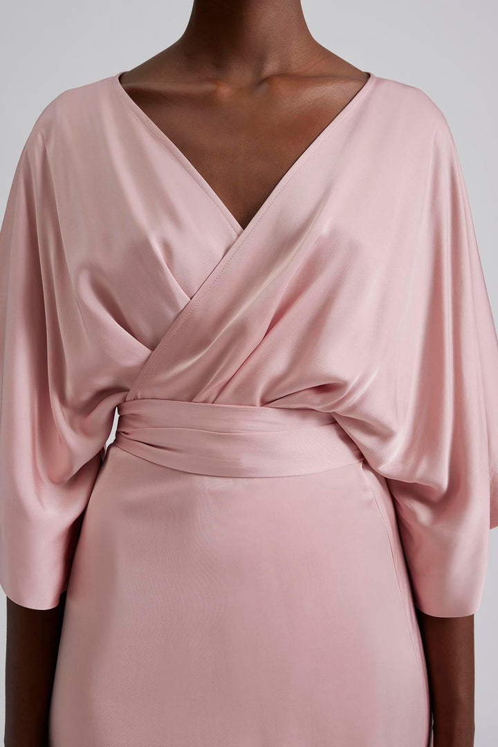 Lilly Wrap Satin Maxi Dress Blush | Kjoler | Smuk - Dameklær på nett