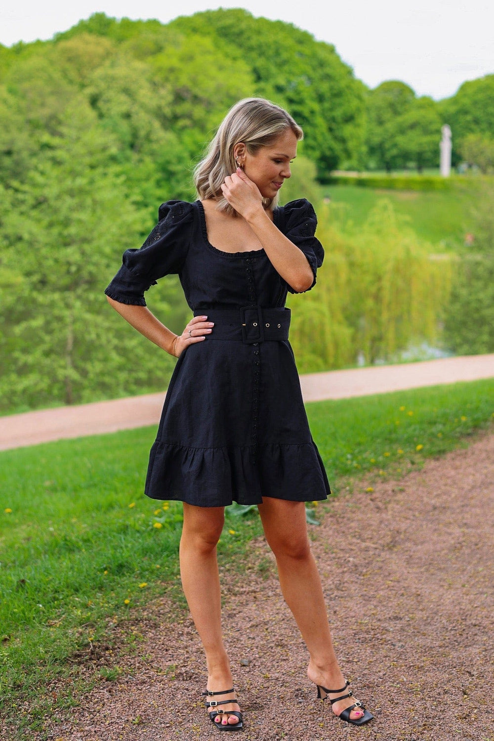 Linen Mini Dress Black | Kjoler | Smuk - Dameklær på nett