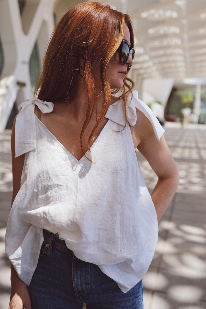 Little Bowie Linen White | Topper | Smuk - Dameklær på nett